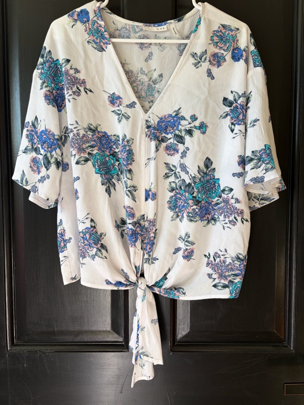Women’s white Floral Tie-Front Blouse - Brand:LUQ